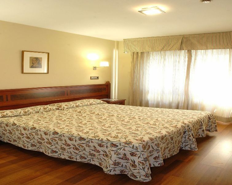 Hotel Reyes Catolicos Sevilla Pokoj fotografie