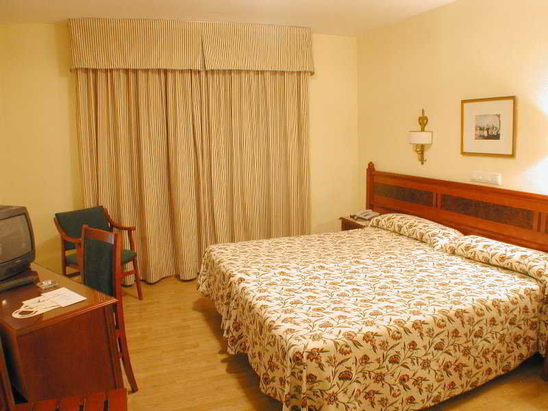 Hotel Reyes Catolicos Sevilla Pokoj fotografie